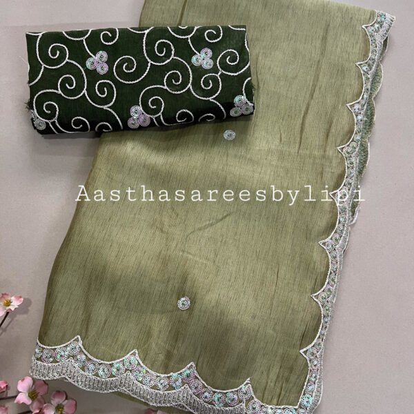 Heavy Blouse Semi Net Saree