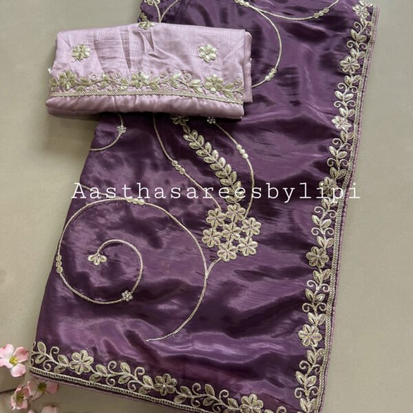 Jaal Work Shimmer Silk Sarees