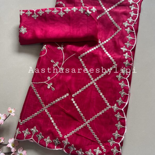 Exclusive Shimmer Silk Sarees