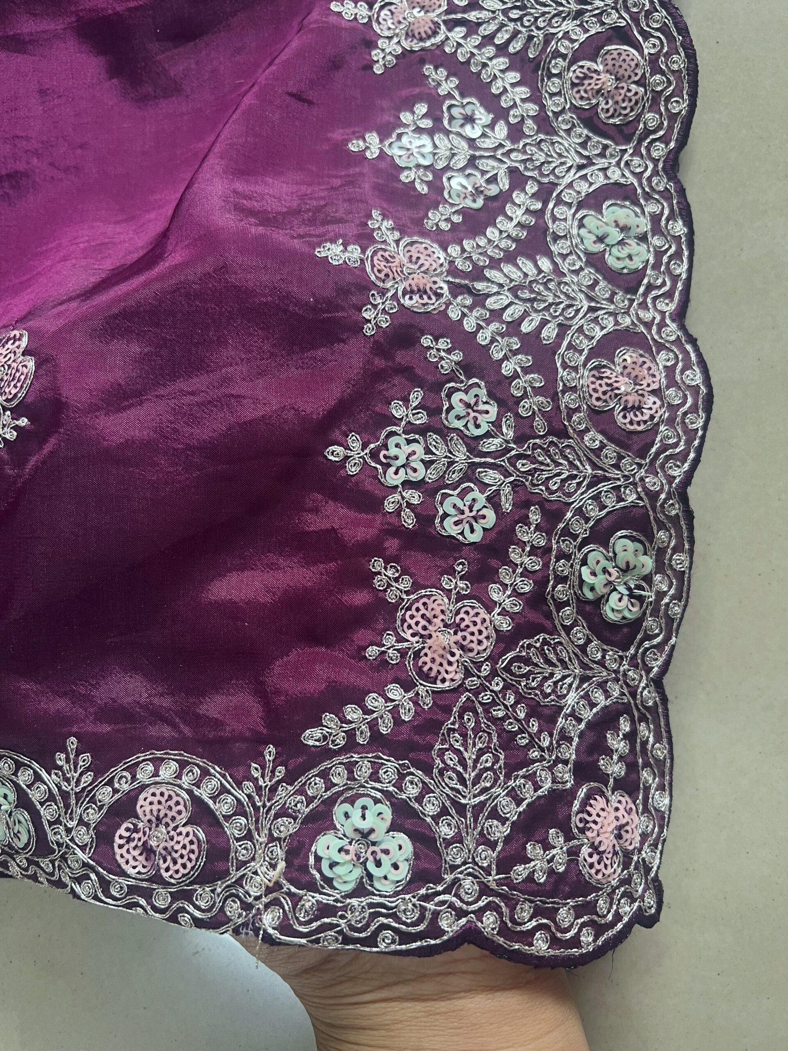 Party Wear Shimmer Silk Minimal Border Saree - Image 3