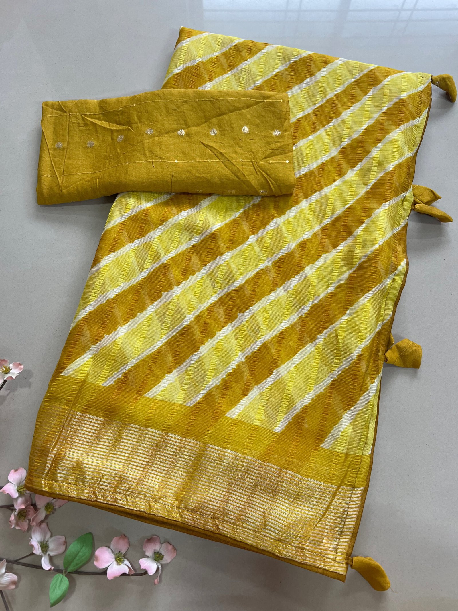 Lehriya Weightless Chiffon Printed Saree