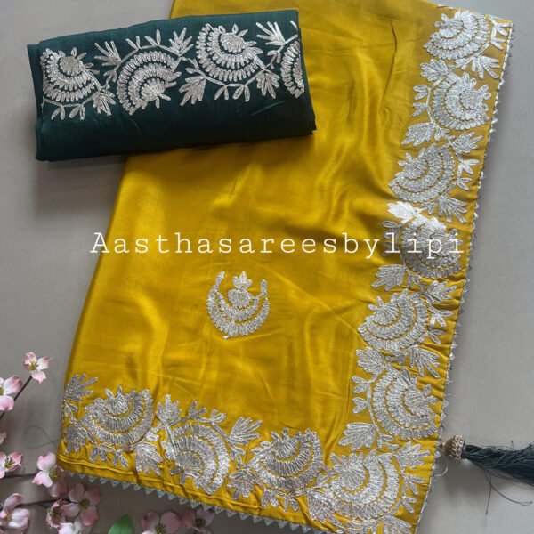 Pheta Work Dola Silk Sarees with Light Work Blouse
