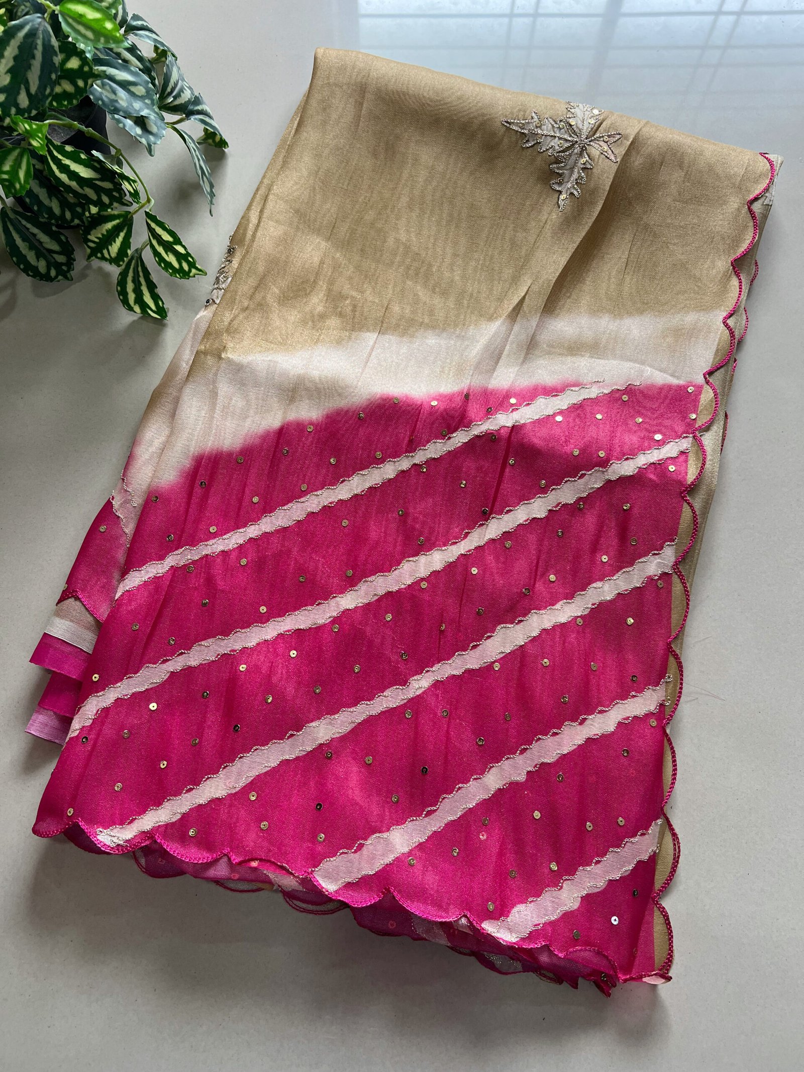 Exclusive Printed Semi Lehriya Organza Saree