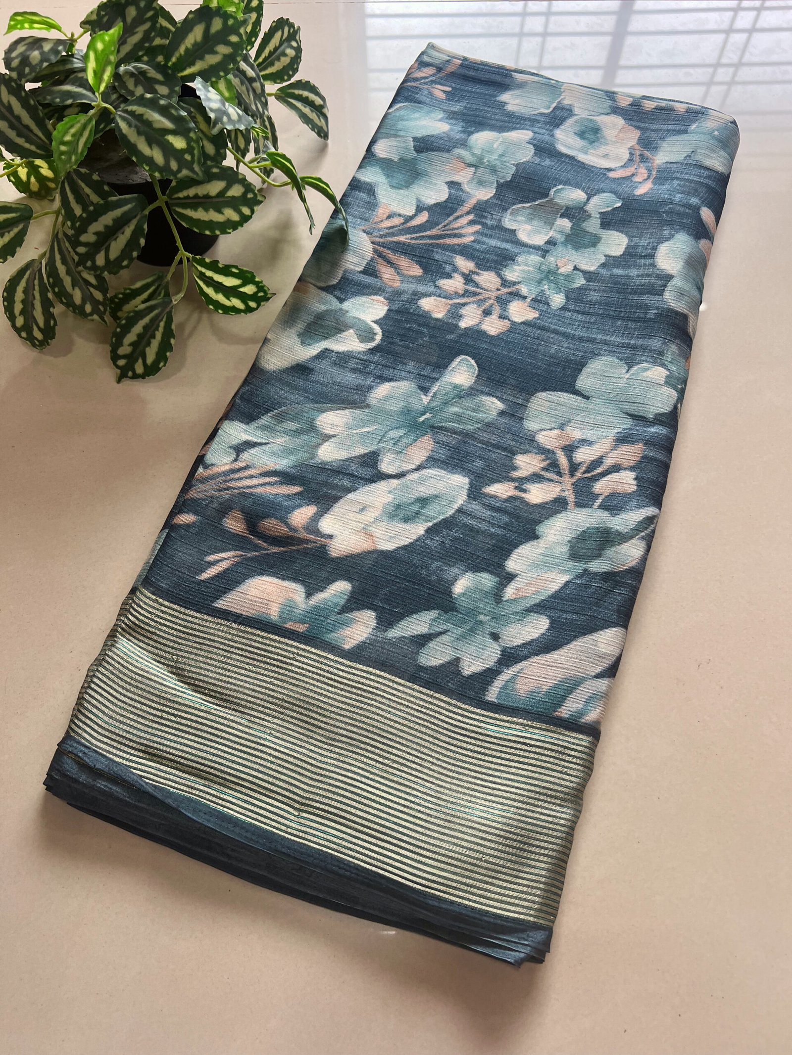 Floral Print Weightless Chiffon Saree